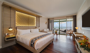 Hilton Tahiti Resort Ocean View Bedroom