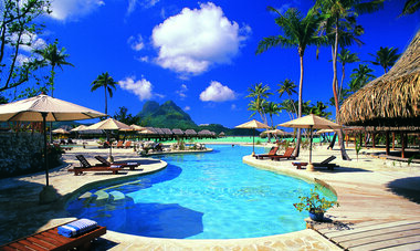 Le Bora Bora by Pearl Resorts Le Bora Bora by Pearl Resorts swimming pool