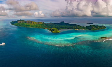Entire Travel Group | Credit: Lionel Gouverneur - Aranui 5