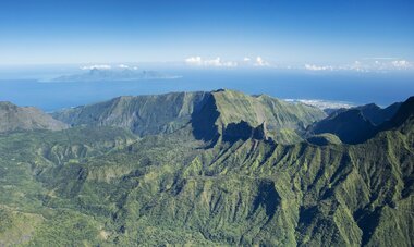 Montagnes de Tahiti Vue sur les montagnes de Tahiti