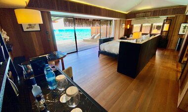 Lounge room