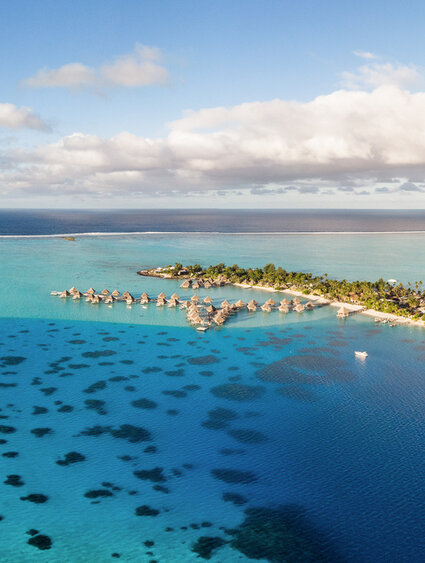 Air Tahiti Nui Bora Bora SMailion